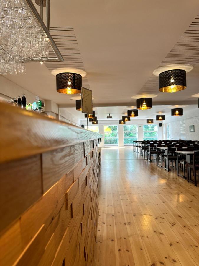 Oro Kro & Hotel Extérieur photo