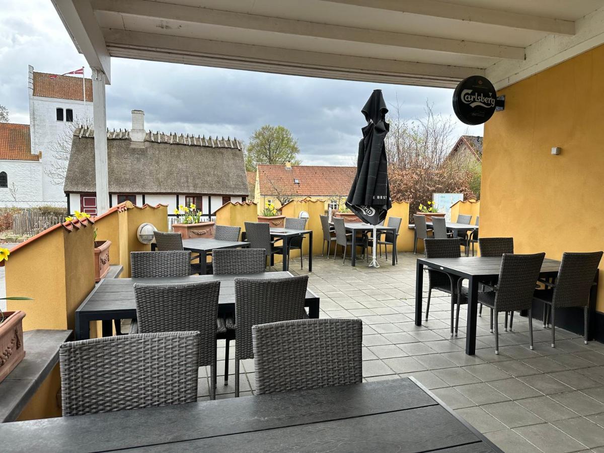 Oro Kro & Hotel Extérieur photo