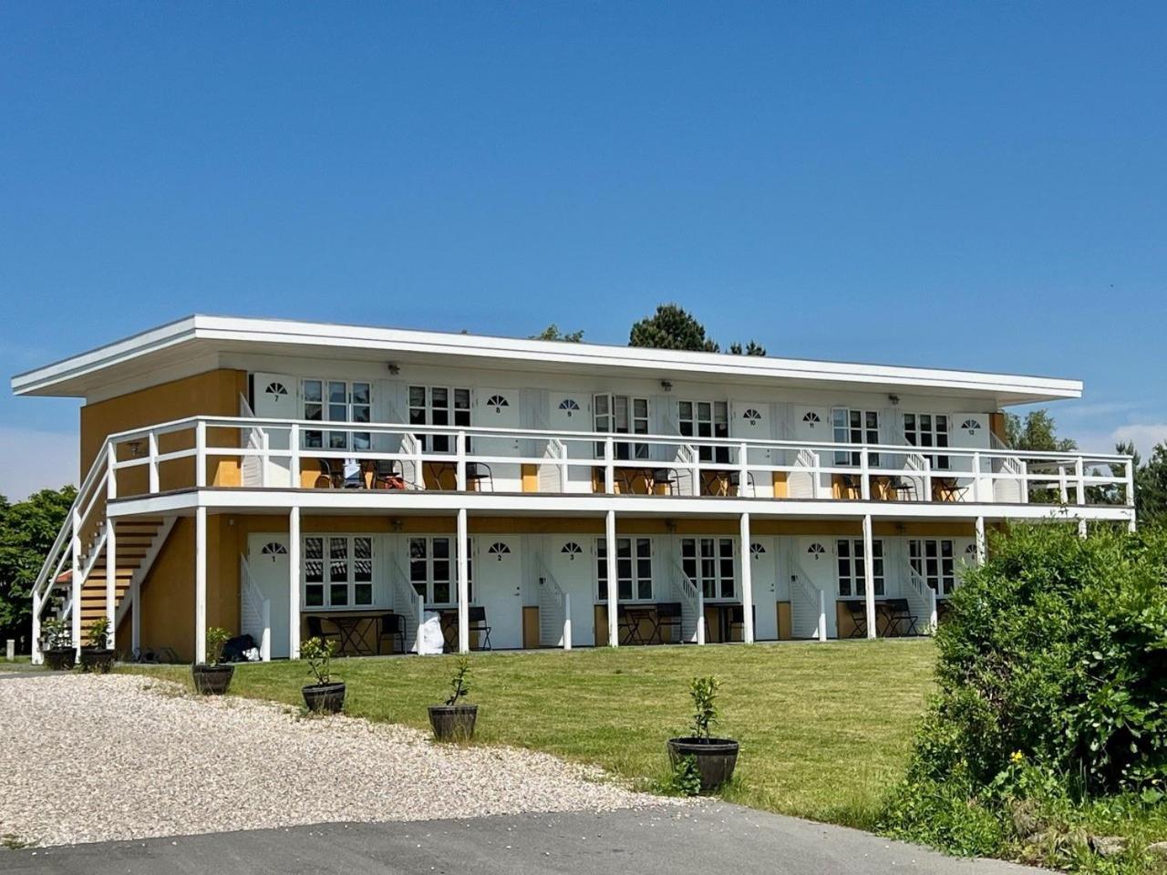 Oro Kro & Hotel Extérieur photo